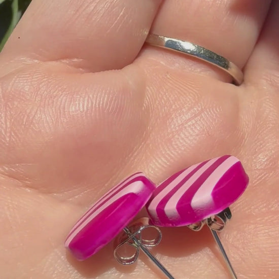 Video of Australian handmade stud earrings Berry Stripe showing lightweight movement